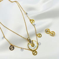 طقم مميز مكون من 2 سلسال وحلق