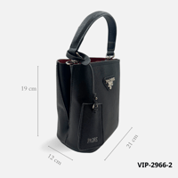 شنطة نسائية مميزة لون اسود