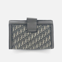 شنطة نسائية مميزة لون رصاصي