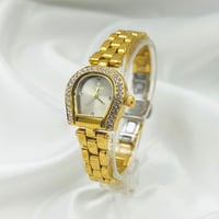 ساعة نسائية فاخرة - ماركة ( VLAMOUR )