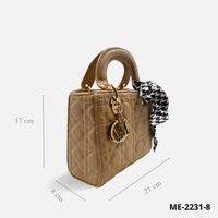 شنطة نسائية ساحرة لون بيج