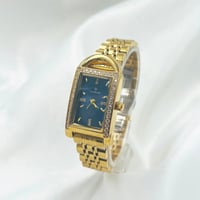 ساعة نسائية فاخرة ( VLAMOUR ) 010025