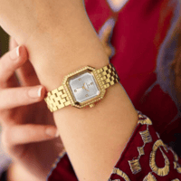 ساعة نسائية ستيل ذهبي مينا فضي 100/553