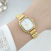 ساعة نسائية ارقام عربية بسير استيل ذهبي L004⭐️