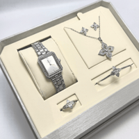 طقم هدية نسائية بتصميم الوردة مميز F6