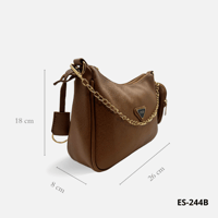 شنطة نسائية مميزة لون جملي