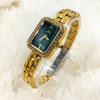 ساعة نسائية عصرية - ماركة ( Louis Nice)