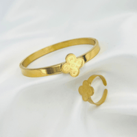 اسوارة زركون مع خاتم