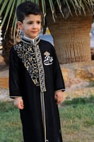 دقله ولادي الحروف اطفال مطرز بالاسم _ اسود