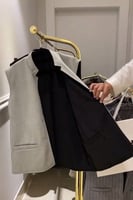 سديري شتوي دبل فيس لون اسود مع رمادي بجويب غير مخف...