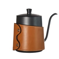 ابريق ترشيح ستيل أسود بمقبض جلد 600ml