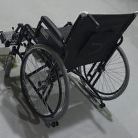 كرسي متحرك عريض للأوزان الثقيلة 24 انش INTCO