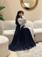 عباية كريب سي واي دبل كلوش كحلي وبيج