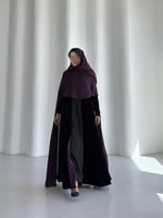 عباية مخمل بنفسجي مع شال مرصع بالكريستال