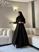 بليزر كريب لون أسود نص كلوش