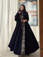 عباية مخمل كحلي مع شك وتطرير هندي تربل كلوش