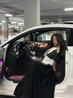 عباية كتان اسود مع كتان ابيض وكلفة