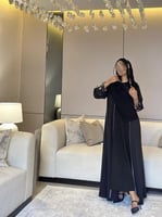 ‏‎عباية كريب تايواني نص كلوش مع قيطان بنفسجي وكم و...