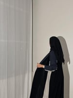 عباية كريب أسود وكحلي وبيج بدون ياة