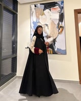 عباية دبل كلوش شامواه اسود مع اكمام شامواه مشجر و...