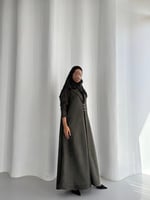 ‎ عباية بليزر شامواه زيتي مع زراير لولو نص كلوش