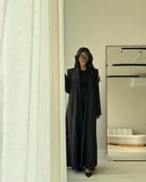 عباية كريب تايواني أسود القصة كلوش