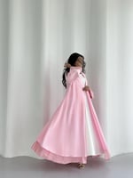 طبقتين كريب وردي مع كريب وردي منقط ابيض