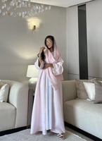 عباية لنن هندي وردي مع كلفة ورد ملون نص ‎‏‎‏‎‏‎‏‎‏...