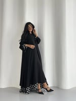 عباية بلاك بيري اسود مع كريب منقط ابيض كلوش