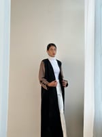 عباية شامواه اسود كم بني مع زراير