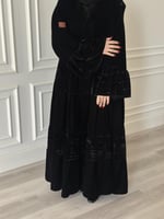 عباه شتويه كلوش طقطق قماش مخمل عادي + مكسر مع طرحه