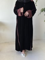 عباية سوداء مخمل وكشمير نص كلوش مع بطانة شيفون وطر...