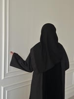 عبايه شتويه نص كلوش مخمل و ركامه عندي مع طرحه