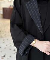 عباية بليزر قماش كريب و كريب مقلم مع مرد داخلي