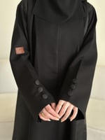 عبايه طقطق نص كلوش قماش كريب الاناقه و جاكارا مع ط...