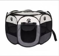 خيمة للقطط بمقاس صغير