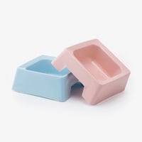 صحن اكل مربع للقطط والكلاب بألوان مختلفة