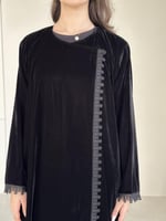 عباية شتوية أنيقة مع كلفة