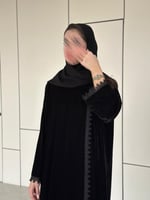 عباية شتوية أنيقة مع كلفة