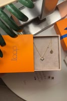 سلسال مع حلق من لويس فتون