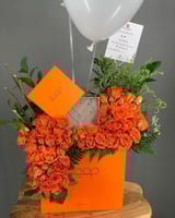 هديه كاملة نسائية مع ورد