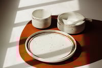 طقم تقديم سيراميك أبيض-بني