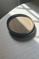 صحن سيراميك حجري