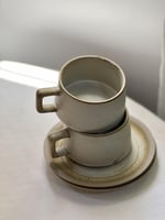 كوب قهوه ڤنتج مع صحن