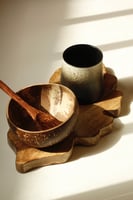 لوح تقديم خشبي