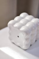 وعاء عصري أنيق