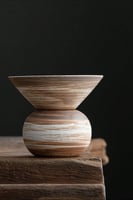 استاند تقديم فخار