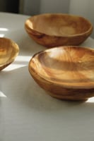 صحن خشب طبيعي