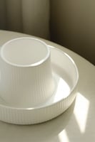 إناء زرع سيراميك - أبيض