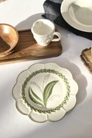 صحن زهرة زنبق الوادي